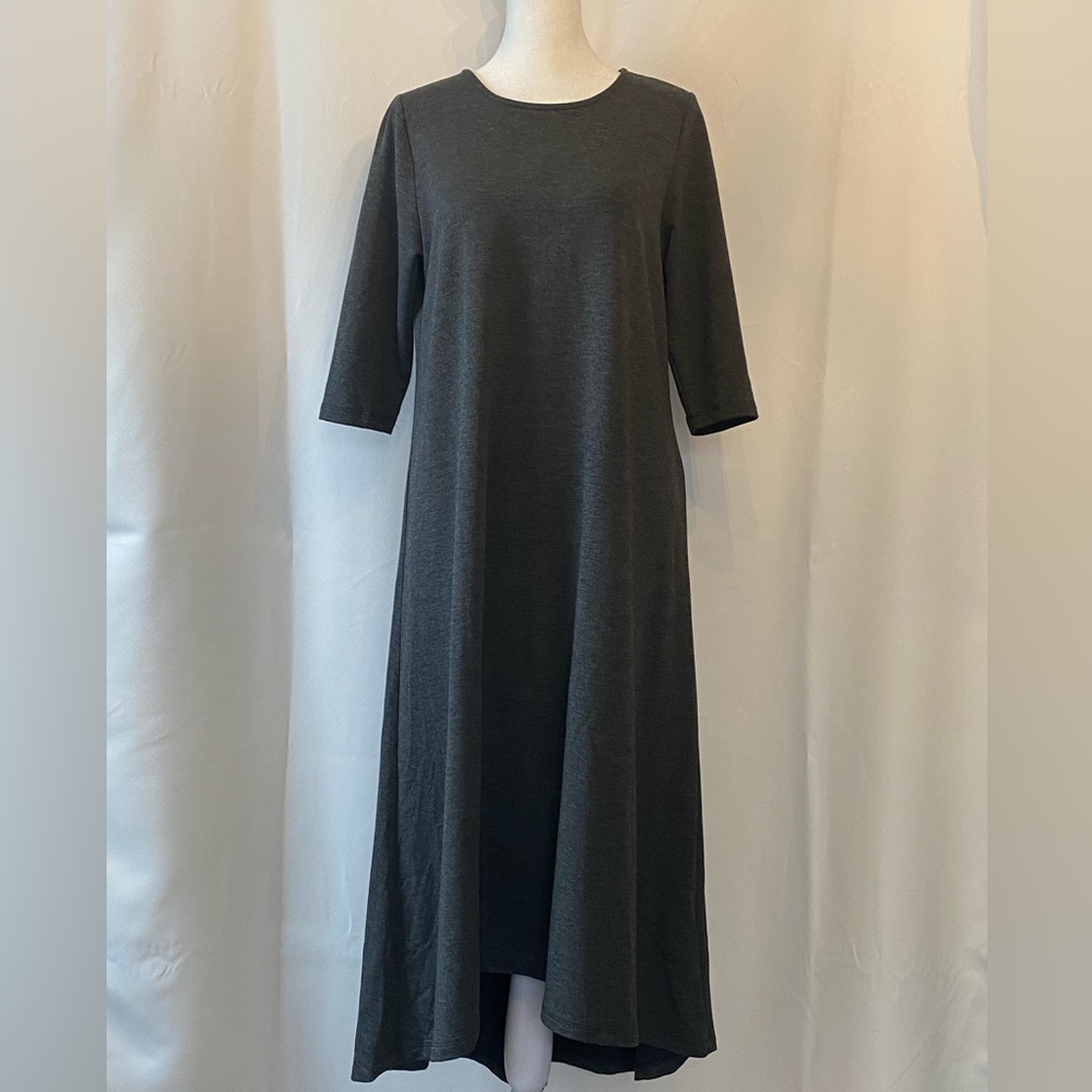 Gabby Isabella Grey Minimalist Capsule Jersey Knit Scoop Neck Midi Dress Medium
